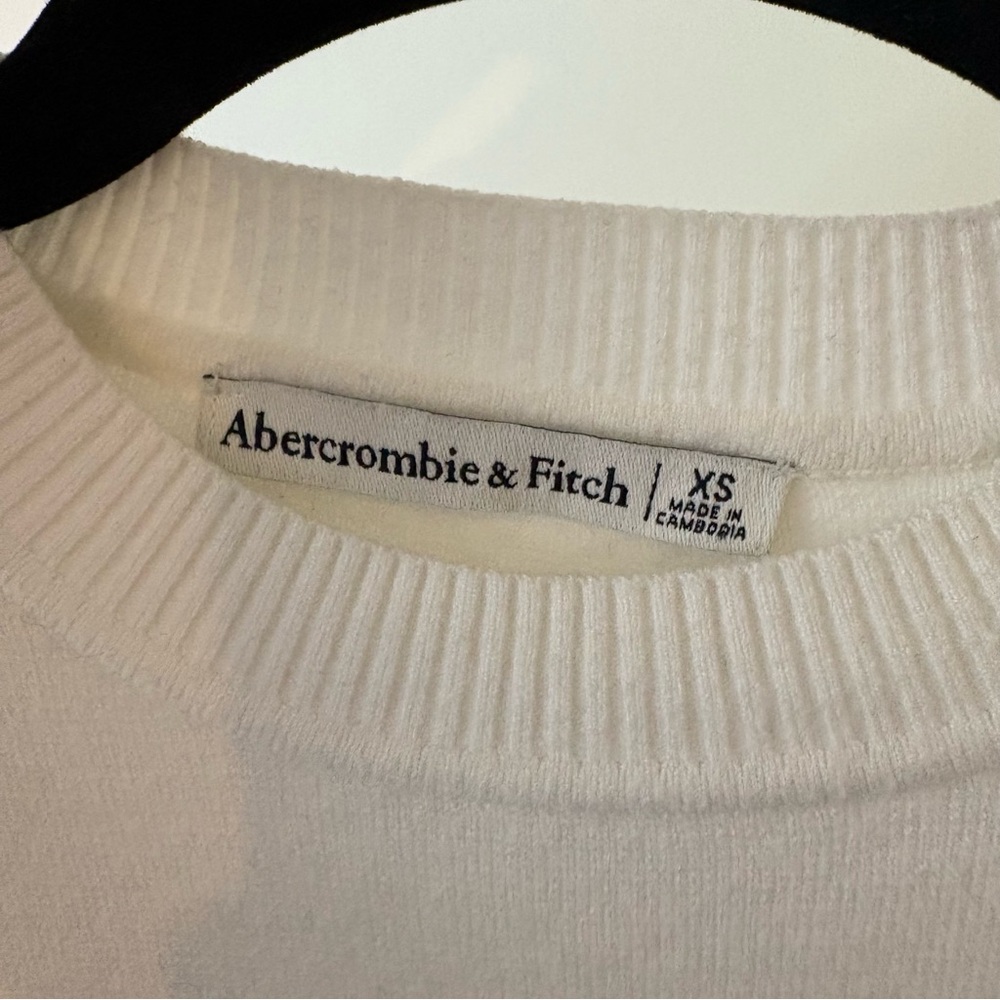 Abercrombie & Fitch Luxeloft Sweater Tee - Picture 4 of 5